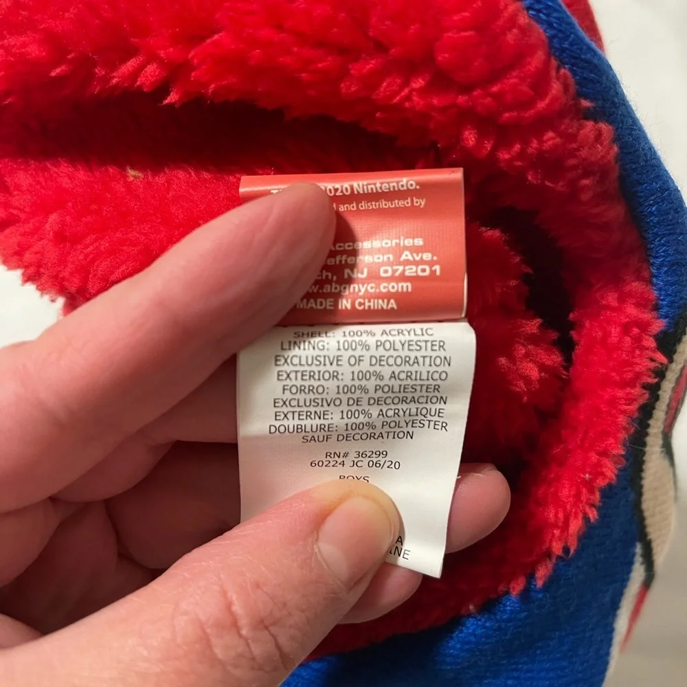 Mario’s beanie and mittens